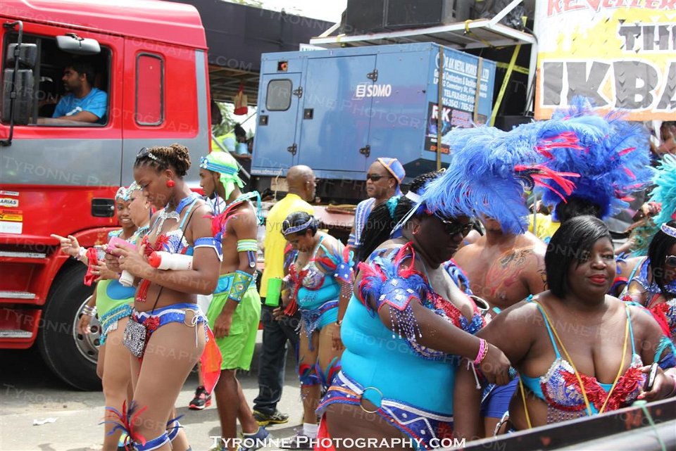 TT-Carnival-2014-400